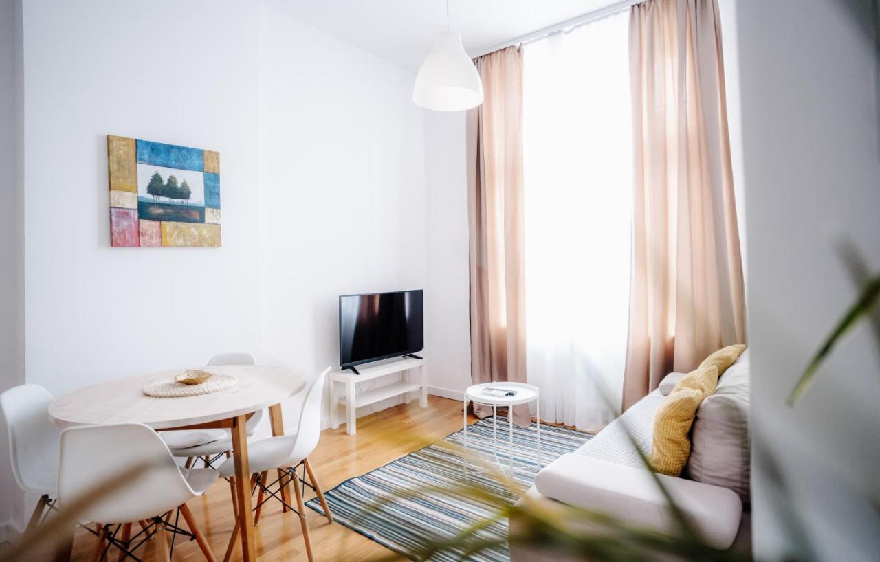 Apartamento Dta Hebrangova Zagreb Exterior foto