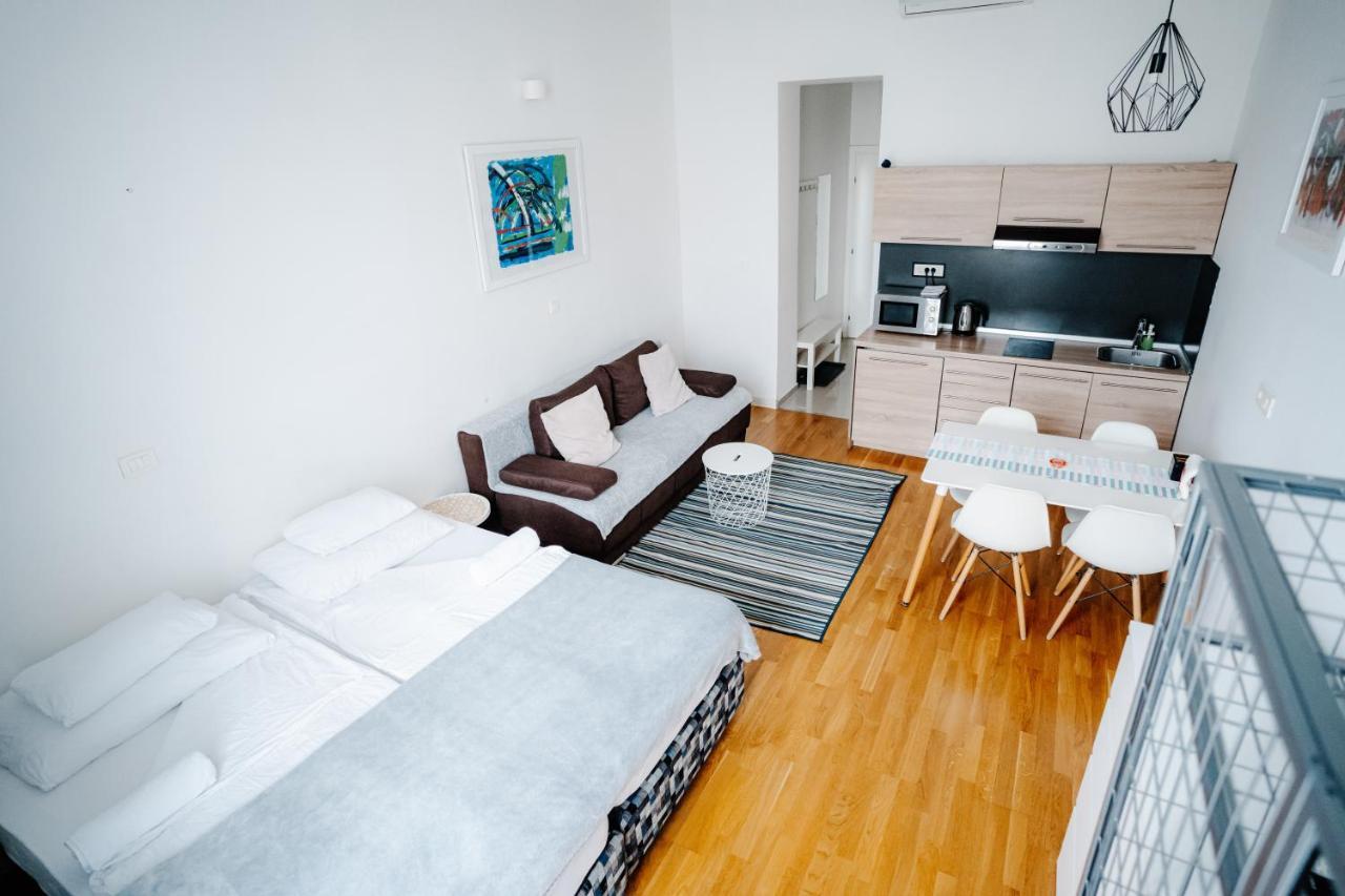 Apartamento Dta Hebrangova Zagreb Exterior foto